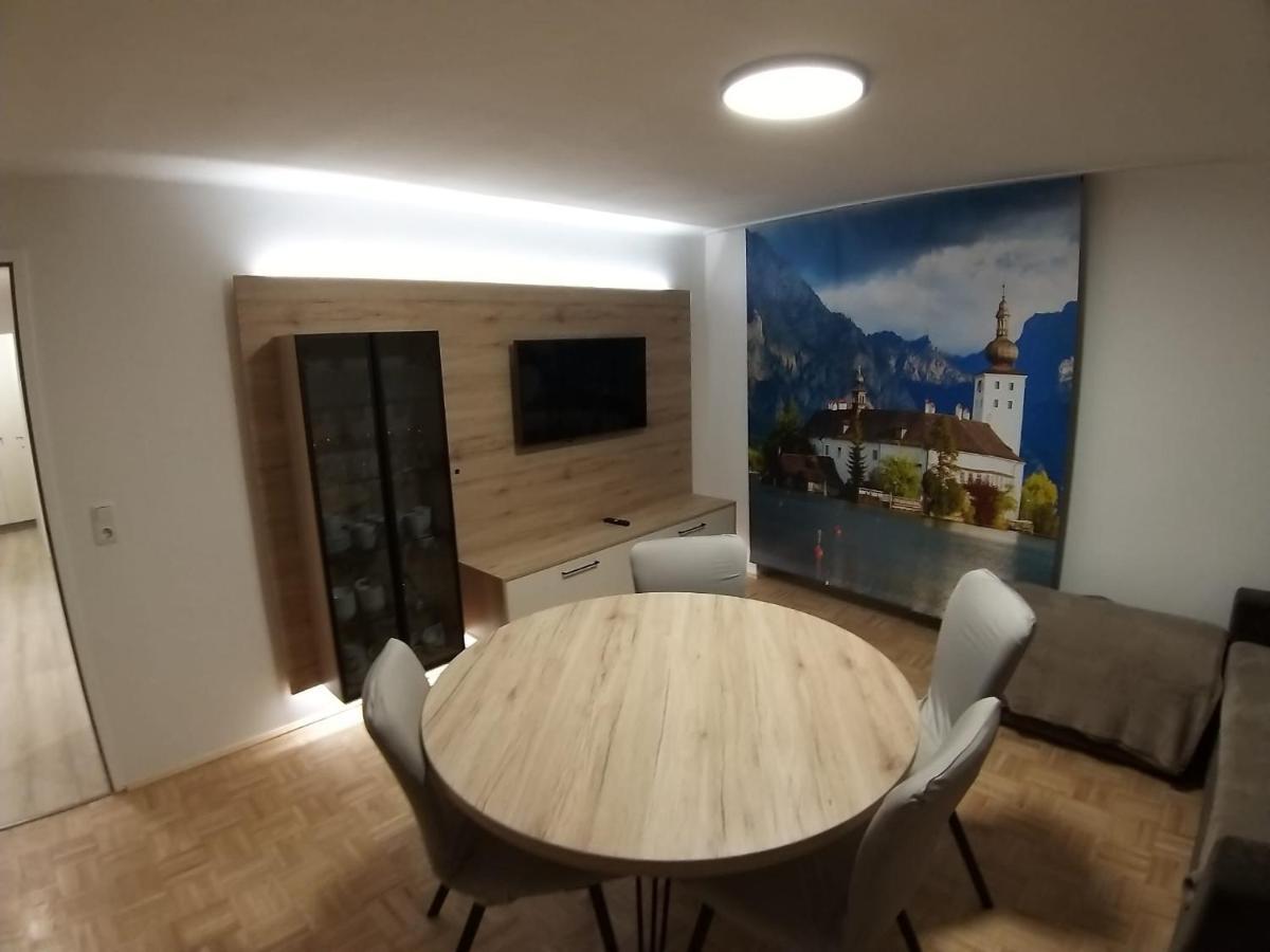 Modern Apartment, Full Kitchen, For 6 Gmunden Exteriör bild