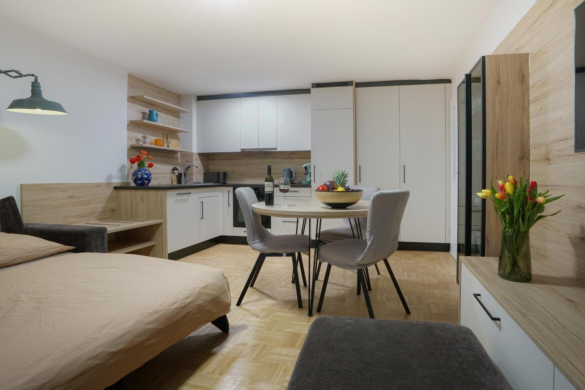 Modern Apartment, Full Kitchen, For 6 Gmunden Exteriör bild