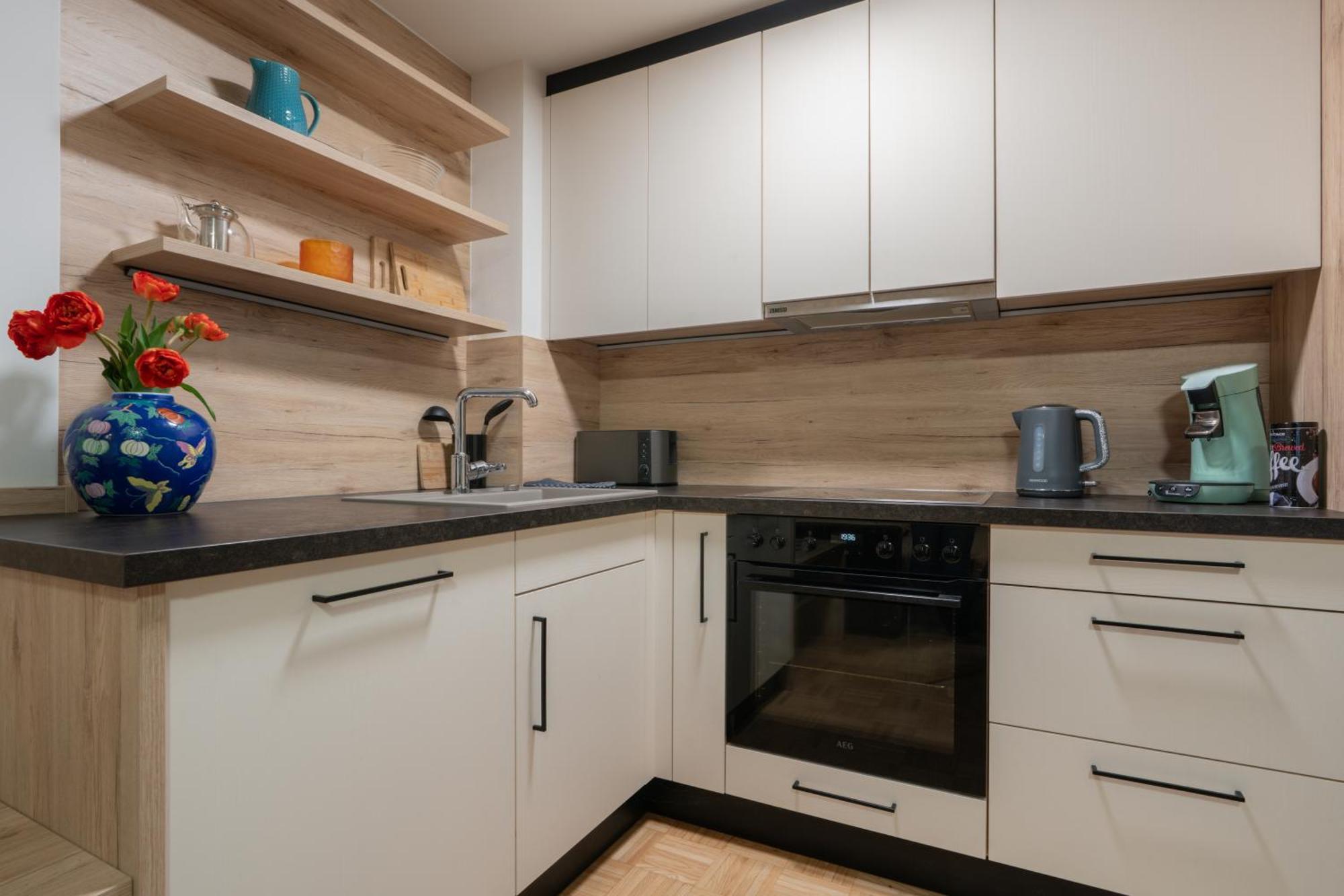 Modern Apartment, Full Kitchen, For 6 Gmunden Exteriör bild